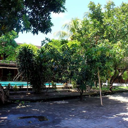 Budhi beach inn Kuta Lombok Exterior foto