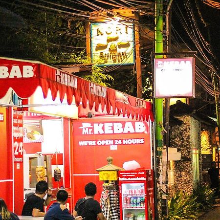 Budhi beach inn Kuta Lombok Exterior foto